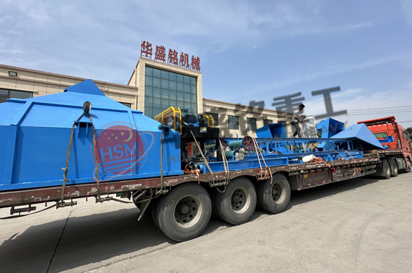 瀝青攪拌站舊料破碎篩分生產(chǎn)線發(fā)貨中